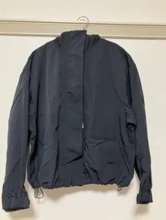 無印良品　ポケッタブルフードジャケット