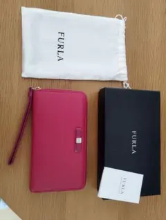 FURLA ピンク 赤 長財布