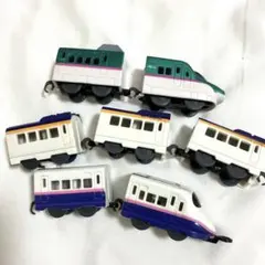 カプセルプラレール E5はやぶさ　つばさ　やまびこ　プラレール 新幹線