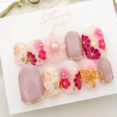 おきら様専用◆速達◆サイズ変更◆淡ベージュのマグネットジェルと金ネイルチップ