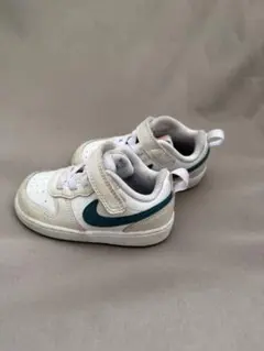 Nike スニーカー　ベビーシューズ　ホワイト グリーン