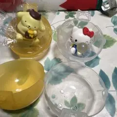 ハローキティとポムポムプリンガチャ