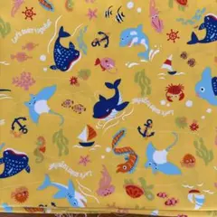海の生き物柄の生地
