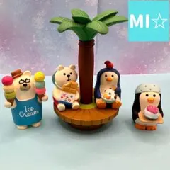 秋田限定 はろうきてぃ かまくら スノードーム - メルカリ
