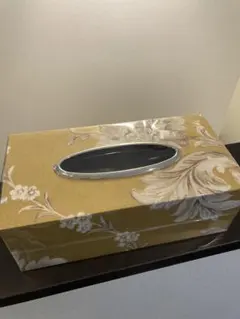 ティッシュボックス