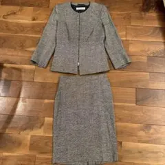 ペプラム　ジャケットとスカートセット　スーツセット