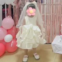 アイボリー フリル付きベビードレス