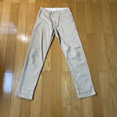 ユニクロ　チノパン　ヴィンテージレギュラーフィットチノ　ベージュ