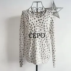 CEPO セポ Vネックカットソー Mサイズ ドット柄 薄手 ニット カジュアルのサムネイル