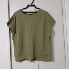 ナノ・ユニバース　トップス　カーキ