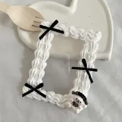 トレカケース　ホイップデコ　黒リボンホイップクリームの子犬ケーキ