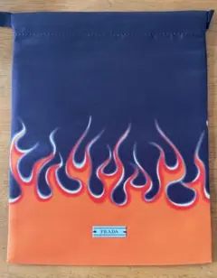 PRADA プラダ　巾着　ポーチ　ノベルティ