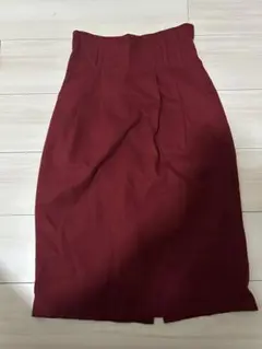 BROWNY バーガンディ ワインレッド 赤 膝丈　タイトスカート ポケットつき