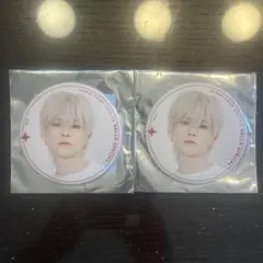 treasure ヨシ 缶バッジ 2枚セット