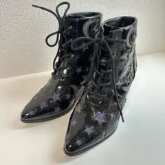 YRU エナメルブーティ 黒