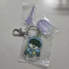 プルバトゥ フムニャリン ファミマくじ アクリルキーホルダー