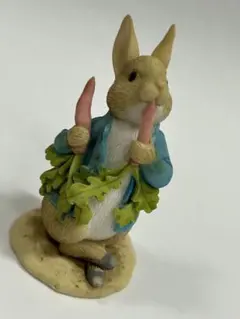ピーターラビット 置物