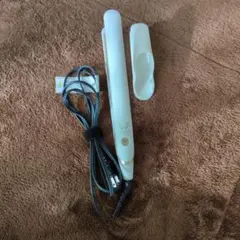 DS100 キヌージョ ストレートヘアアイロン（ホワイト