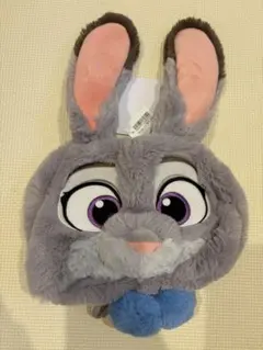 Item thumbnail for item e5fe31b5-53b8-4afa-a8a2-7d8be7e487c3