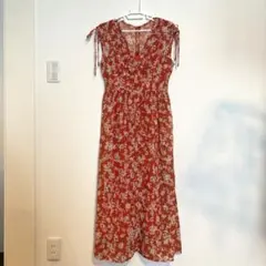 リリーブラウン Lily Brown 刺繍花柄ワンピース