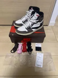Travis Scott×Nike Air Jordan1 Retro 27.0