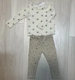 ZARA 花柄カットソーと柄入りレギンスセット　18-24mths 92cm