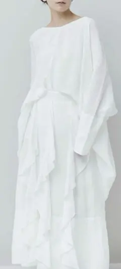 新品、未使用　Curensology リネン　ラッフル　ロングスカートのサムネイル