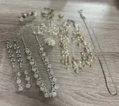 まとめ売り　10点　ネックレス　ピアス　イヤーカフ　指輪　ゴールド　シルバー