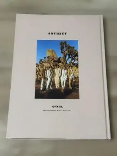 com. 写真集と雑誌