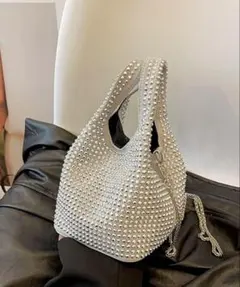 シルバー ビーズ装飾 ハンドバッグ