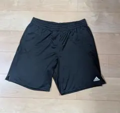 アディダス ハーフパンツ　ブラックMサイズのサムネイル