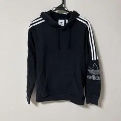 adidas パーカー