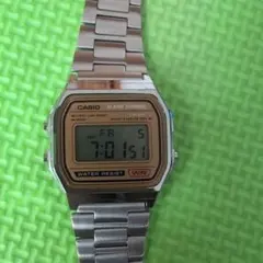 カシオ デジタル腕時計 シルバー　あいみょん着用2点セットのサムネイル