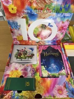 Mrs.GREEN APPLE 10th COMPLETE BOX - メルカリ