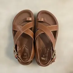 ZARA ブラウン　フラットサンダル