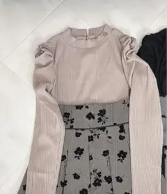 evelyn ロゴチャームギャザーLST