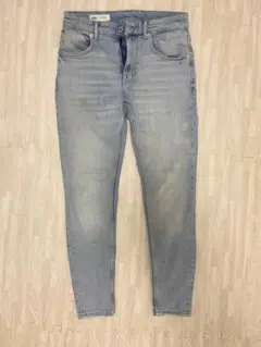 ZARA ライトブルー スキニーパンツ