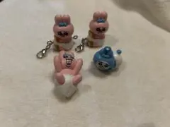 おぱんちゅうさぎ　キーホルダー　ガチャガチャ