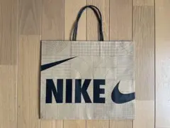 NIKE ショップ袋 ショッパー 紙袋のサムネイル