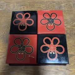 重箱 赤と黒 花デザイン　お盆付き　箱あり