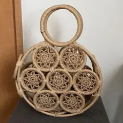 ベージュかごバック