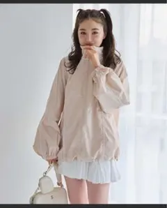 ライン入りマウンテンパーカー