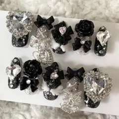 現品 ネイルチップ 地雷系 量産型 黒 ピンク リボン ハート