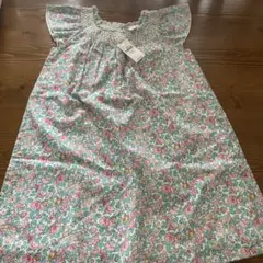 新品未使用　GAP ワンピース　小花柄ワンピース　110