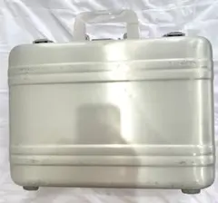 ZERO HALLIBURTON 1100 シルバー ケース メイクボックス - メルカリ