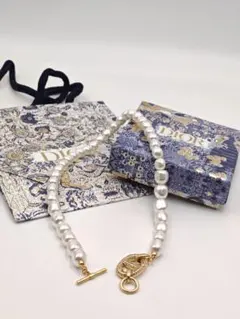 【美品】Dior 30Montaigne パールネックレス 箱袋付