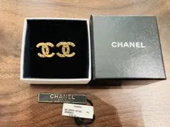 【美品！レア！】CHANEL ゴールド ロゴ イヤリング　ヴィンテージ