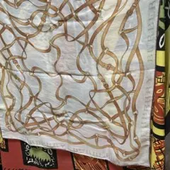 BURBERRY スカーフ ベルト柄 ホワイトのサムネイル