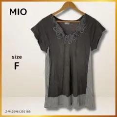 MIO トップス チュニック 半袖 Ｕネック フレア ブラック グレー 刺繍付き