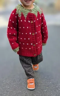 ストロベリー模様ニットカーディガン 110cm いちご キッズ